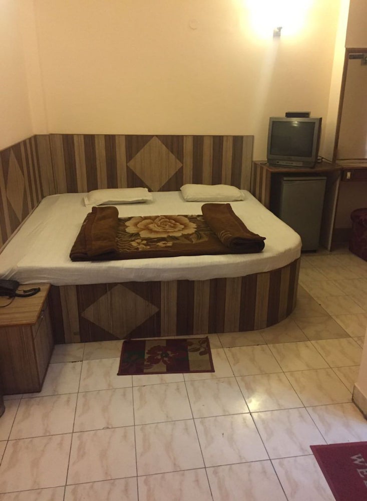ADB Rooms Hotel India International Dx