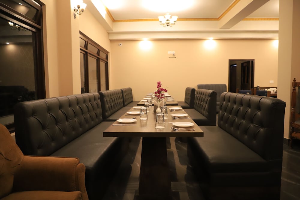 Kunden Fortune Resort Gangtok Near MG Marg