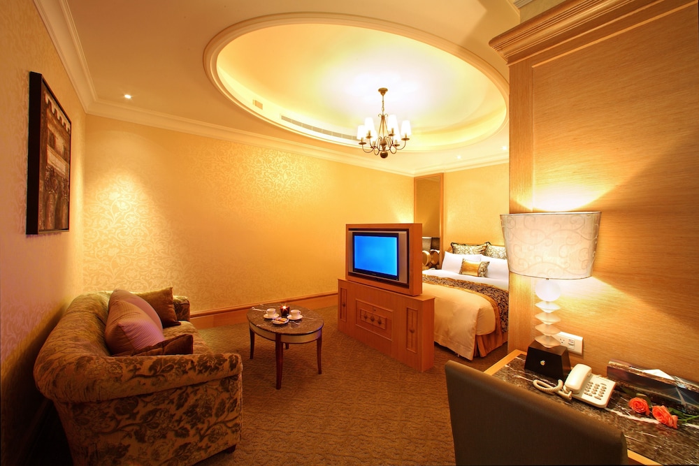 Norway Forest Tamsui Motel