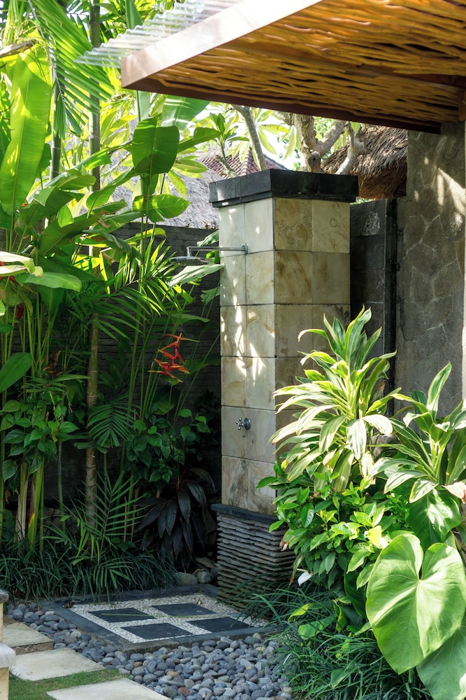 Kubu Cempaka Kuning