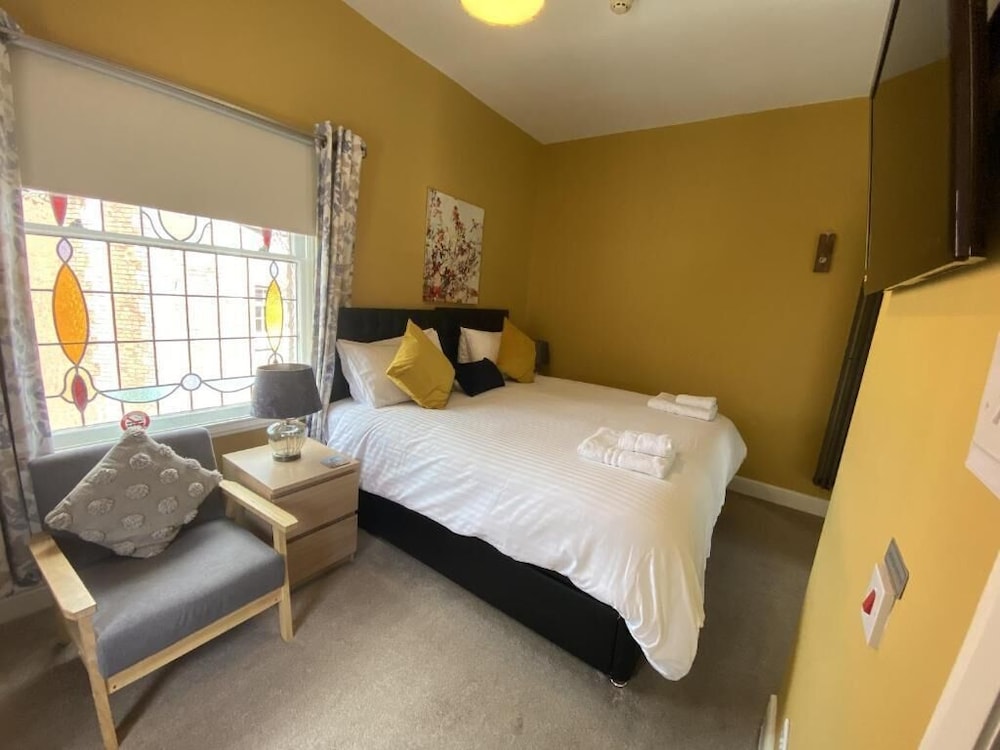 Grosvenor Place Guest House