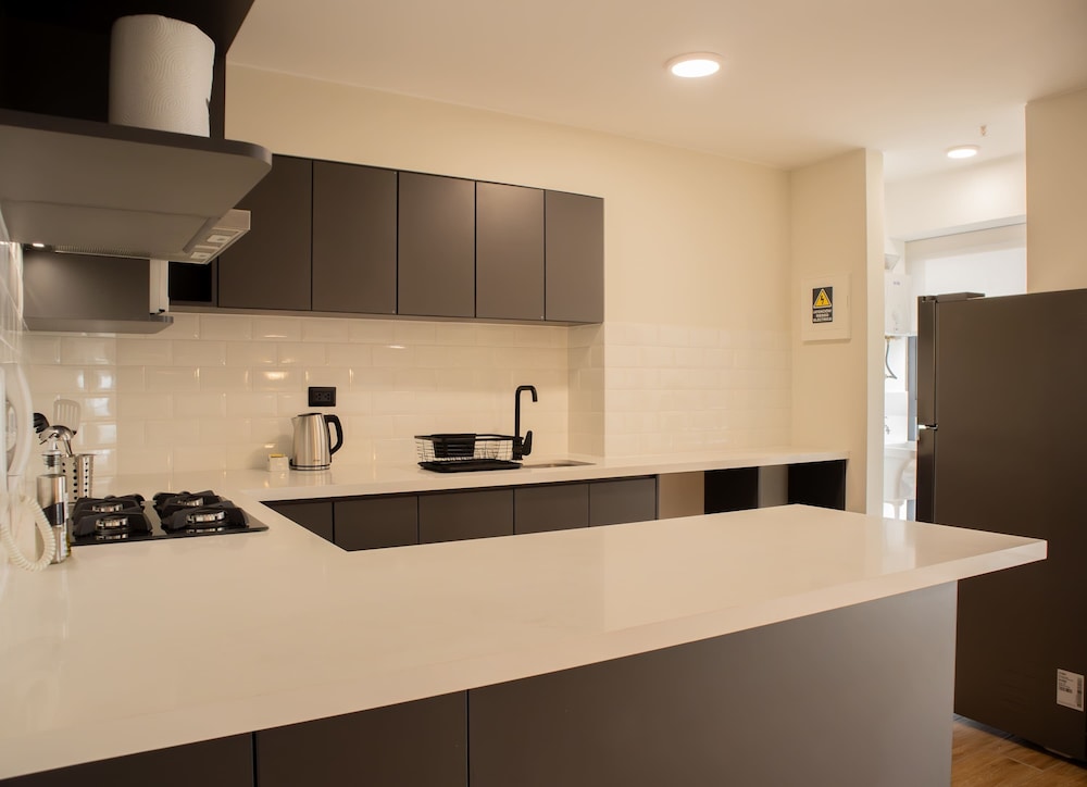 w Enchanting 1BR w Balcony in San Isidro