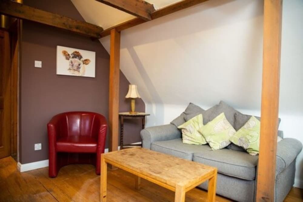 Yoghurt Rooms view 2