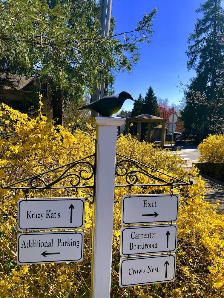 Wilmington Vacations - The Inn at Montchanin Village, a Historic Hotel of America - Property Image 27