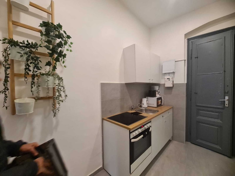 Smart Stay Near Stadthalle