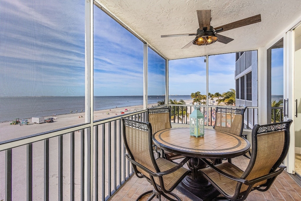 Beach Villas # 304 - Bogo24 2 Bedroom Condo by RedAwning view 5