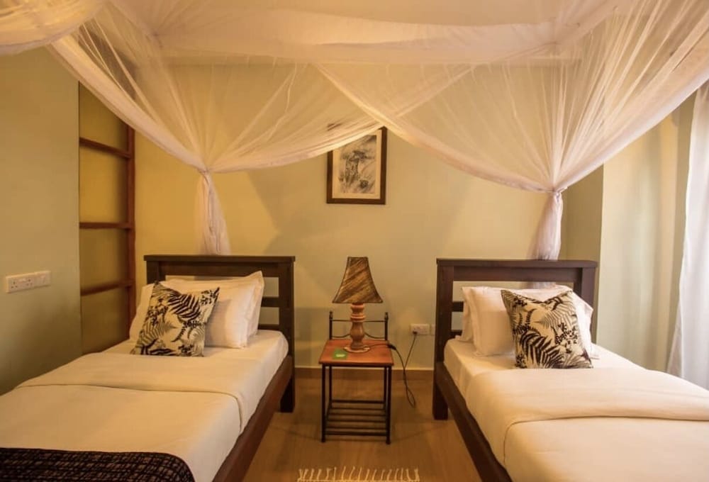 Amani Safari Lodge view 3