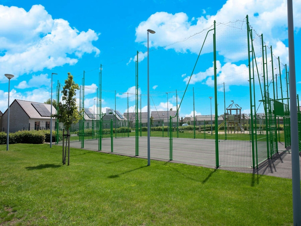 Holiday Home in Koksijde With Garden & Parking