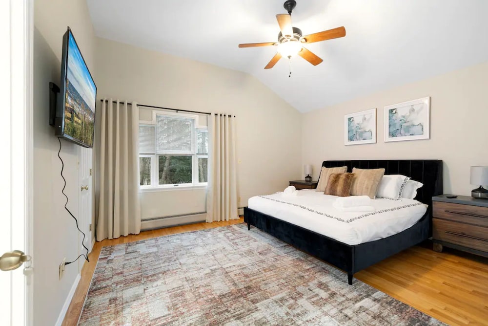 Cozy Winter Escape 1 Hr From NYC Trails Nearby