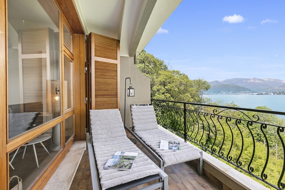 Mon Reve Lake View Pool, Stresa