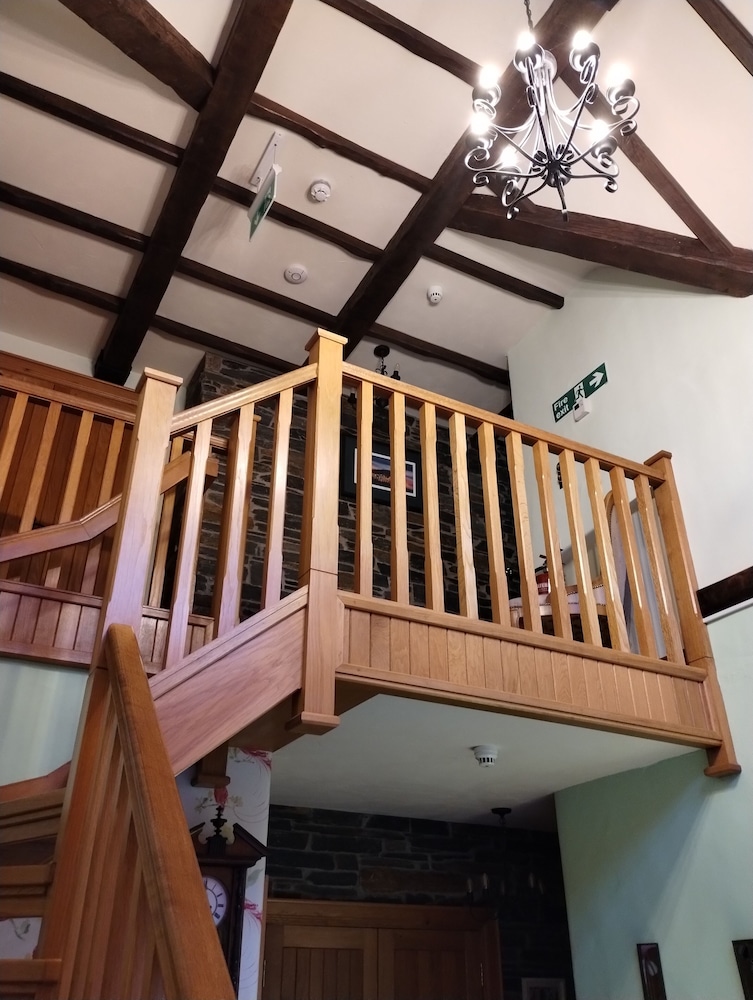 Rossclare Lodge