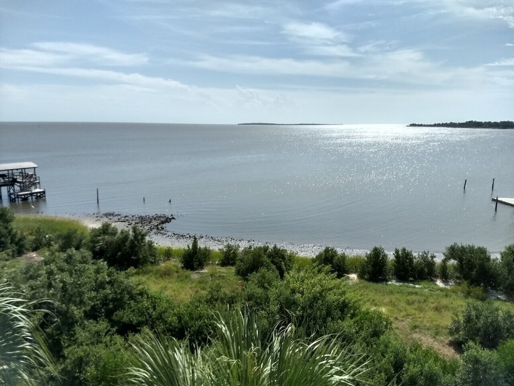 Seahorse Landing