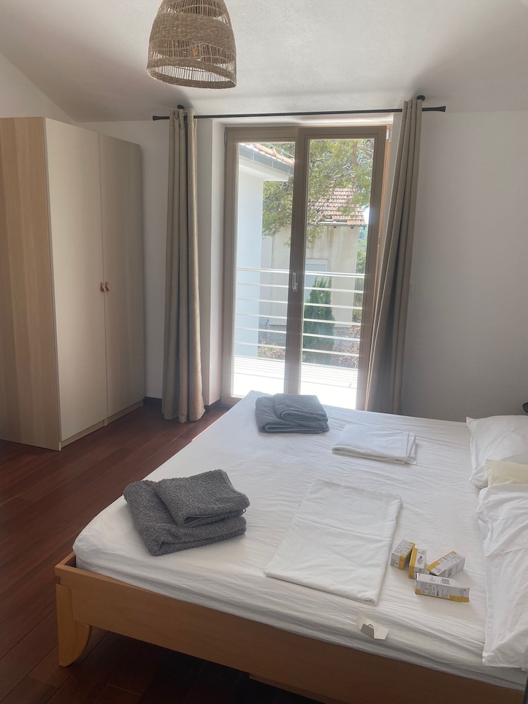 Exclusive Holiday Home Villa Marumare
