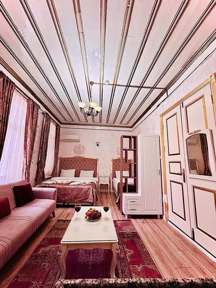 Alhambra Apart Otel - Image 29