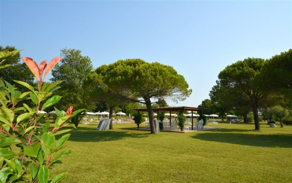 Cozy Duplex in Green Area of Lignano