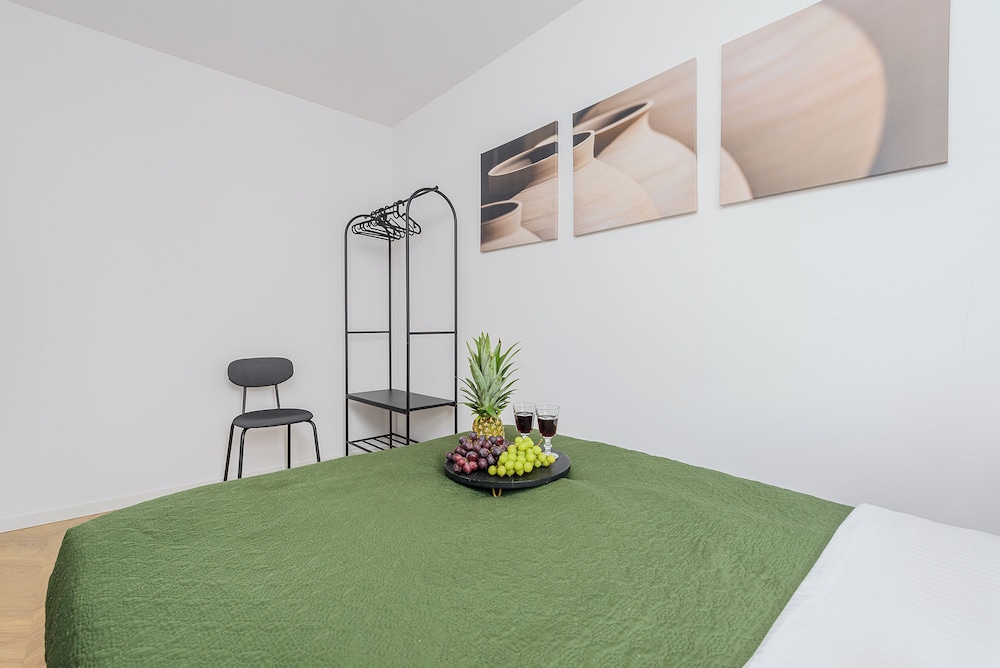 Lumina spacious apartment in Warsaw