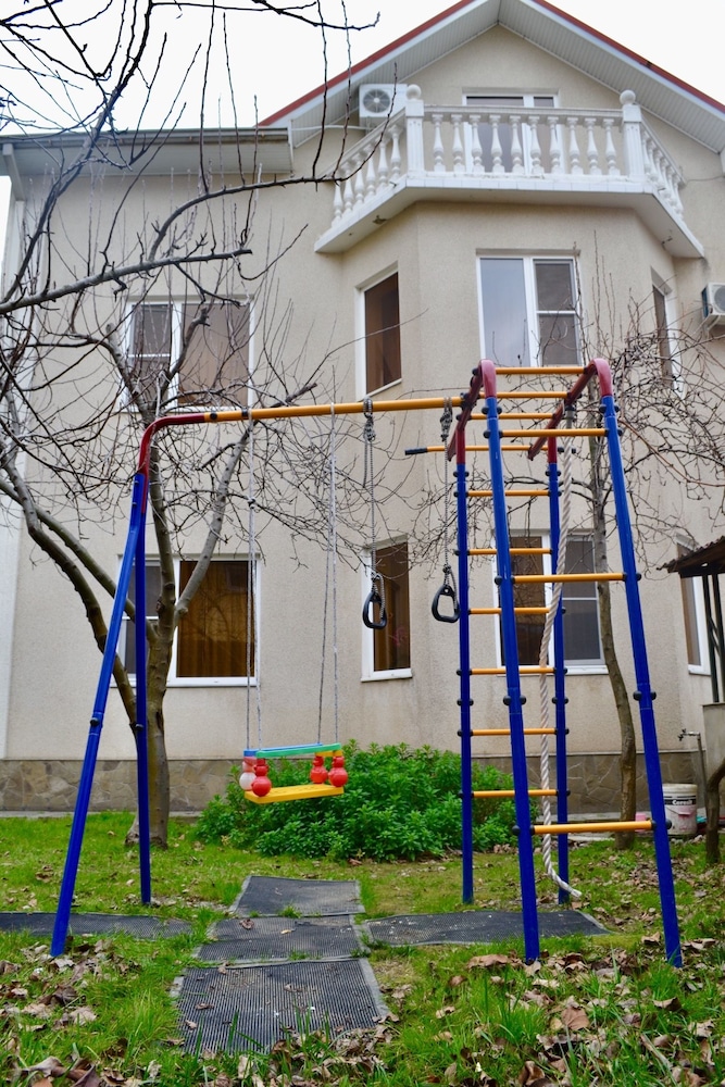 Guest House Usadba