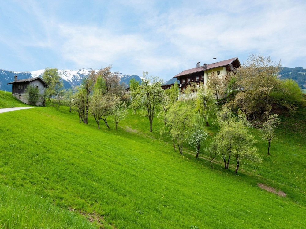 Apartment in Hainzenberg in a ski Area