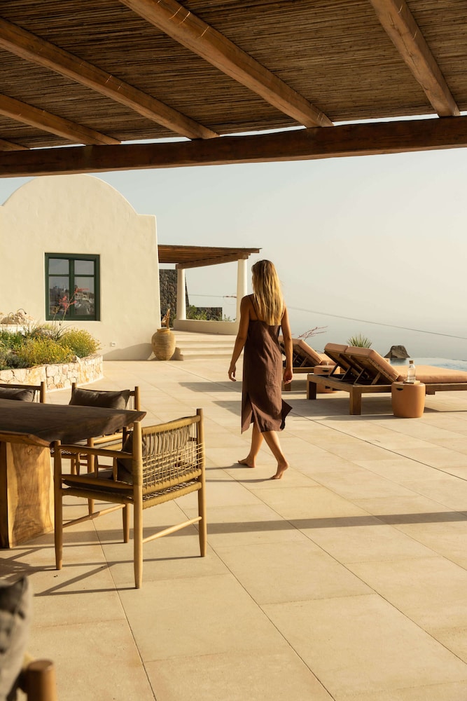 Patina Vivera Estate photo 4