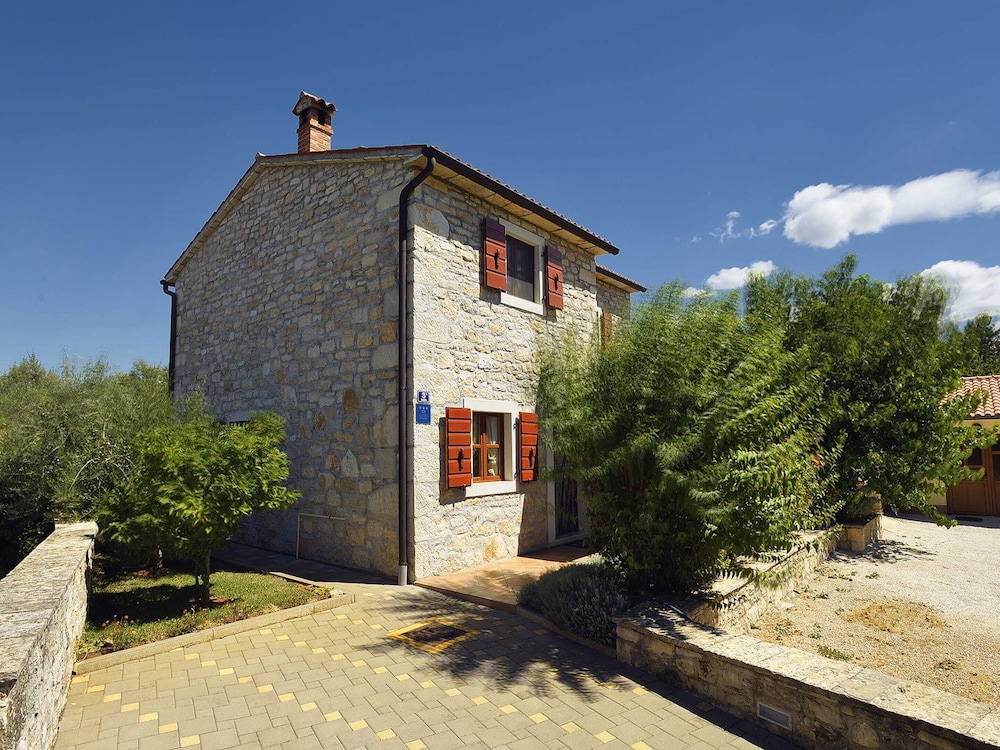 Holiday Home in Sveti Lovrec With Pool