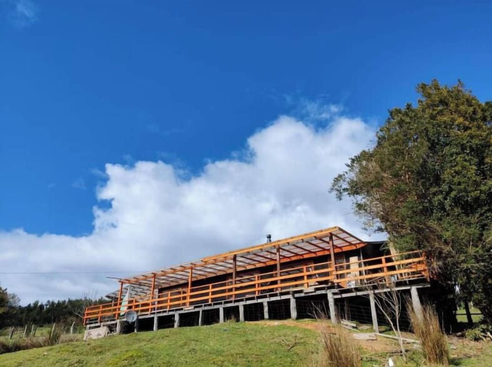Yatehue Lodge