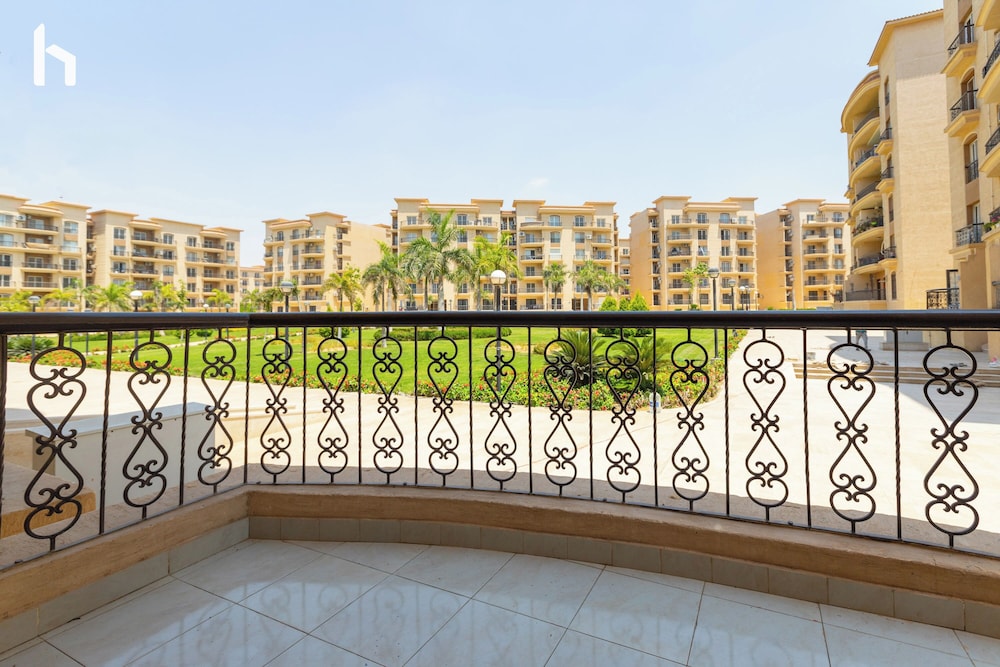 Family stay Apartment in Rehab city
