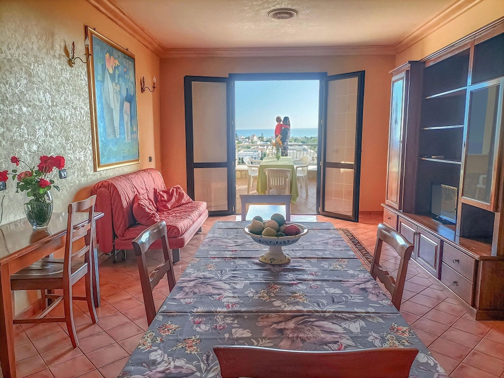Apartment in Triscina Near Selinunte Ruins