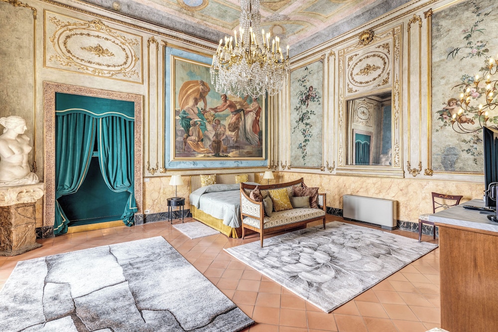 Palazzo Doria Suites