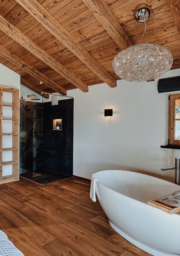 Chalet Nordic Modern Retreat