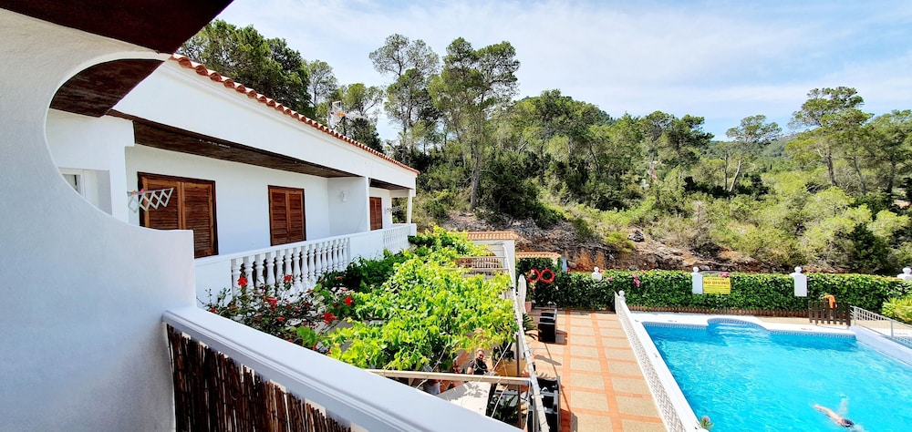 Granada Apartments Ibiza photo 5