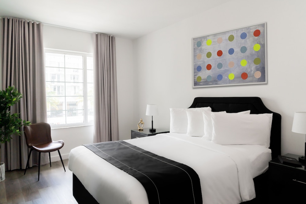 Essex House By Clevelander-1