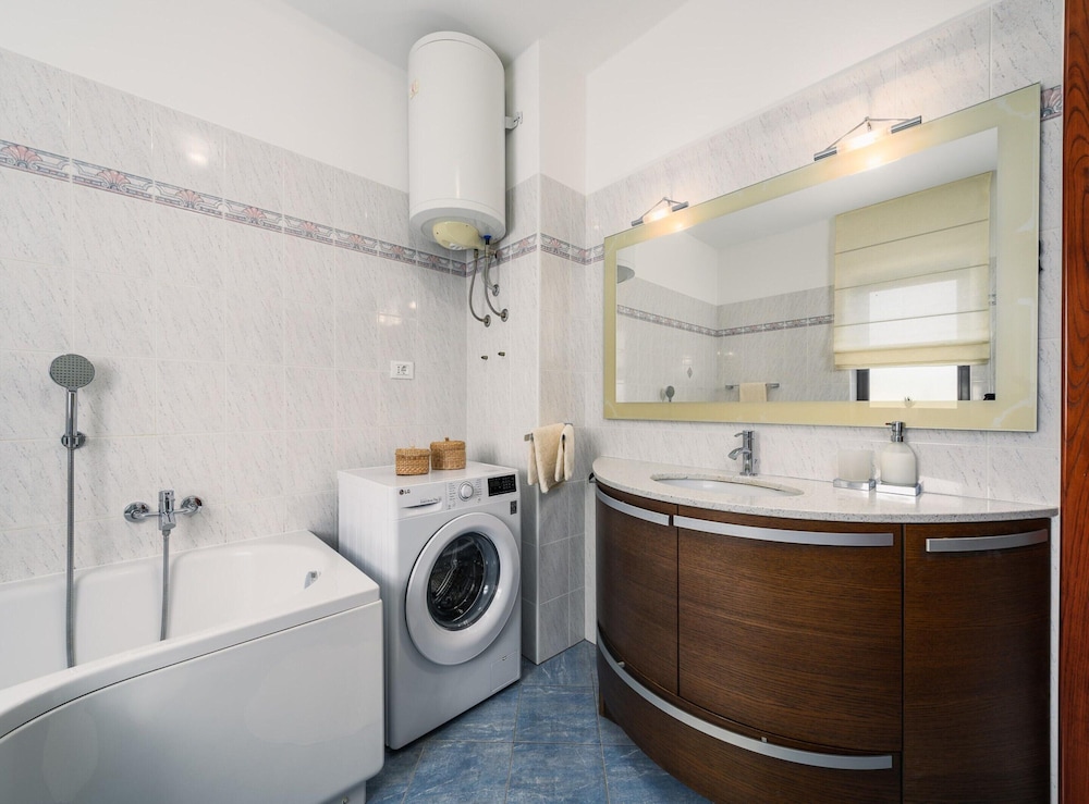 Premium Apartment With Private Pool