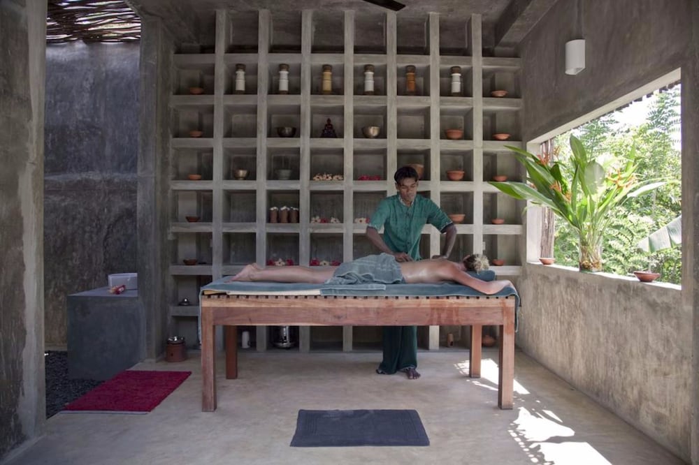 Kadju House