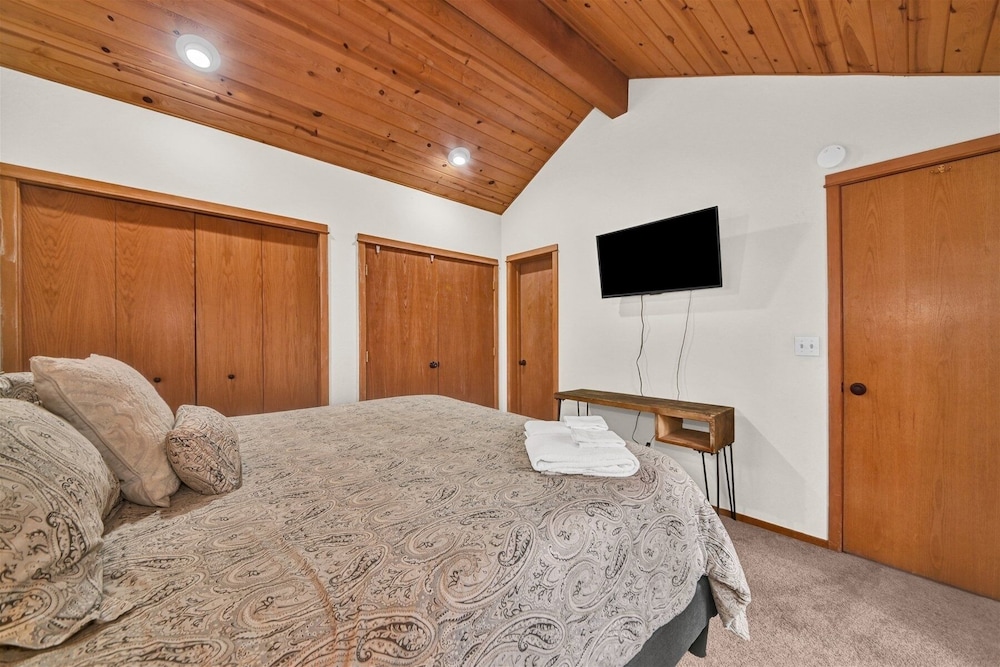 Otter 8 3 Bedroom Home