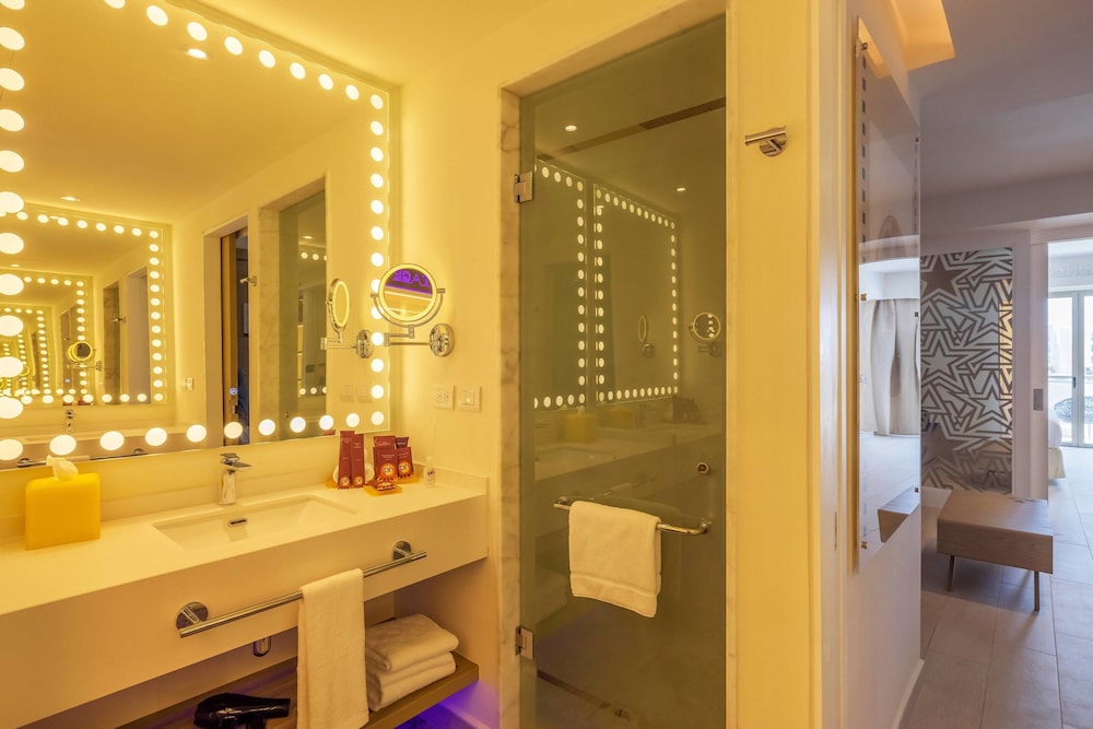 Planet Hollywood Cancun by Royalton, An Autograph Collection All-Inclusive Resort 86