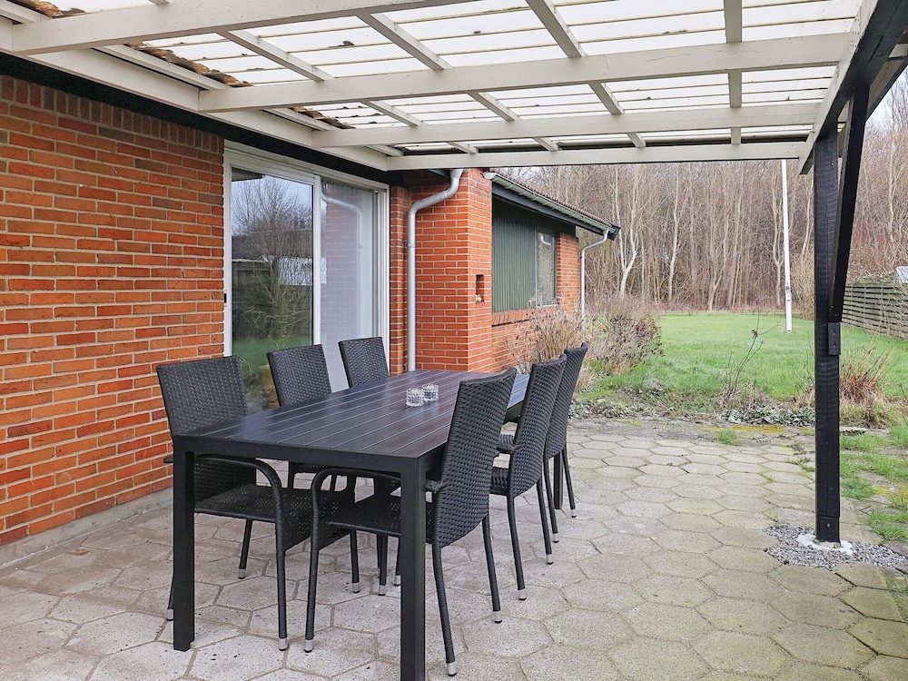 6 Person Holiday Home in Gedser-by Traum