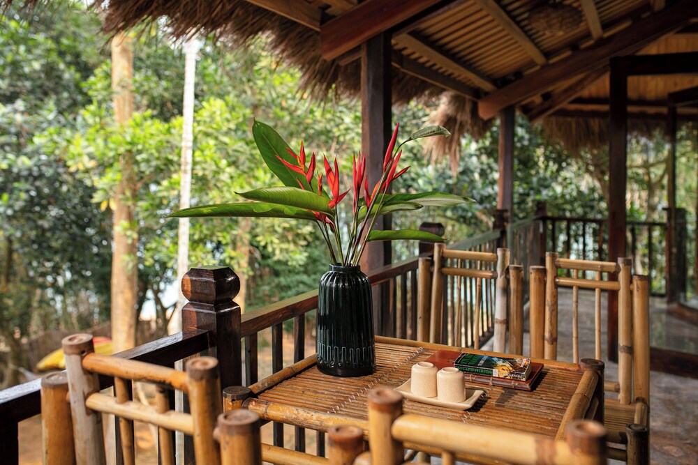 Mai Chau Hideaway Lake Resort 61