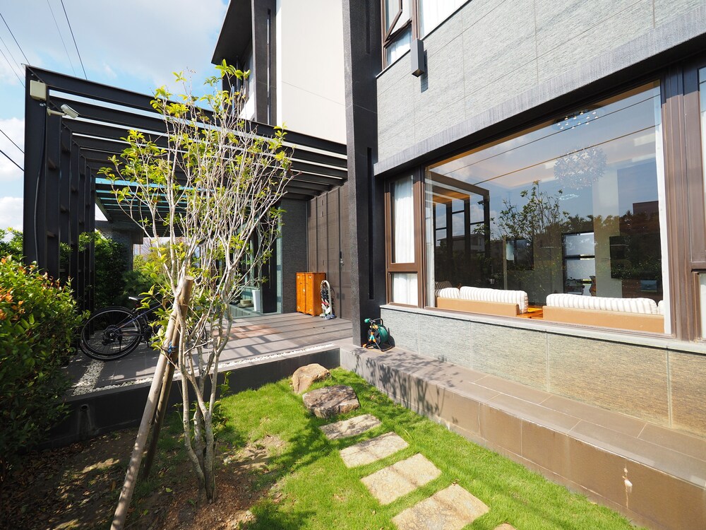 Sakura Bed and Breakfast