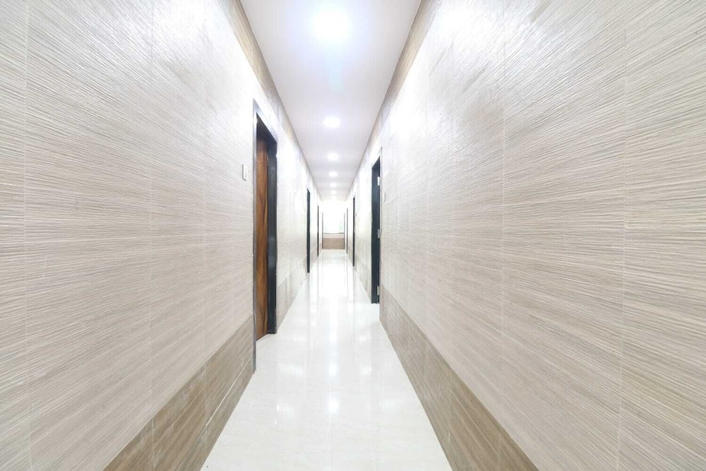 HOTEL VALLABHA RESIDENCY