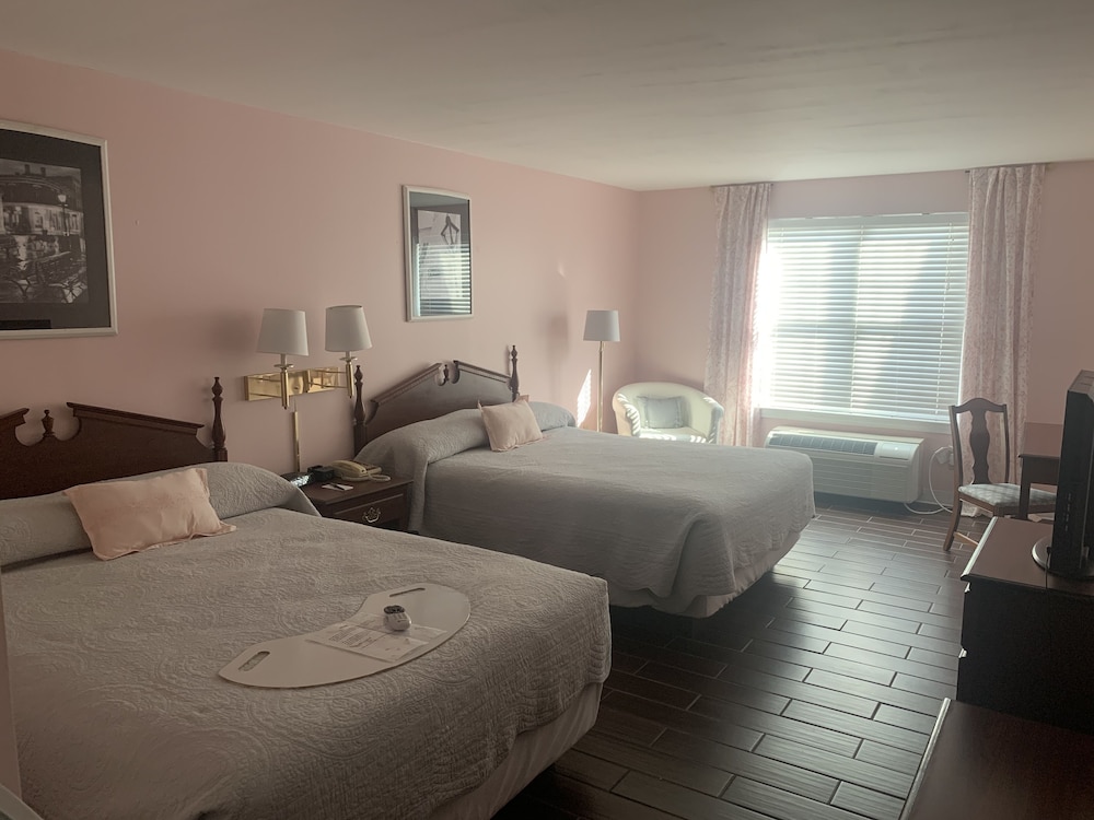 French Quarter Inn