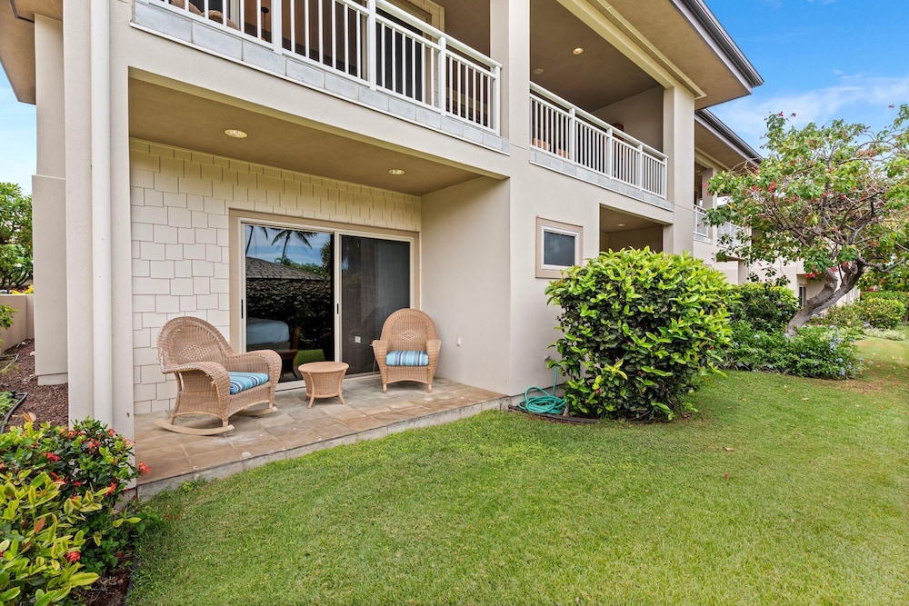 Close to Beaches & Restaurants - Spacious Townhome - Concierge Incl- Vrkcv