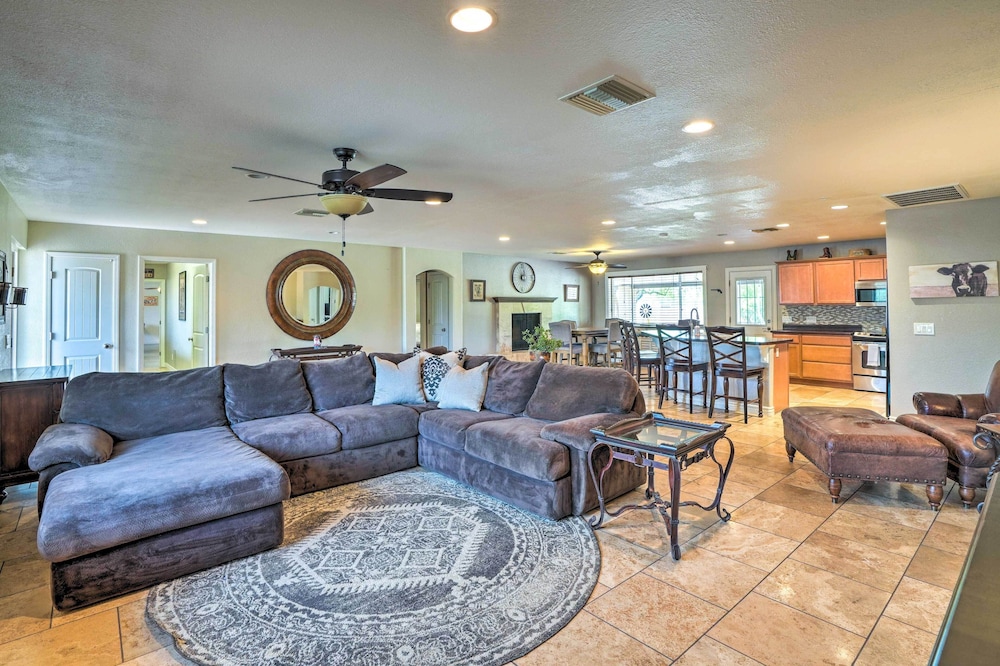 Modern Glendale Desert Destination w/ Patio! view 2