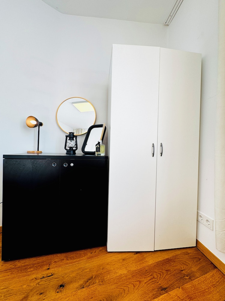 Cozy 5BR Apartment Near Kaufpark