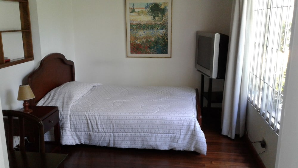 The Hostel Bogota Real view 3