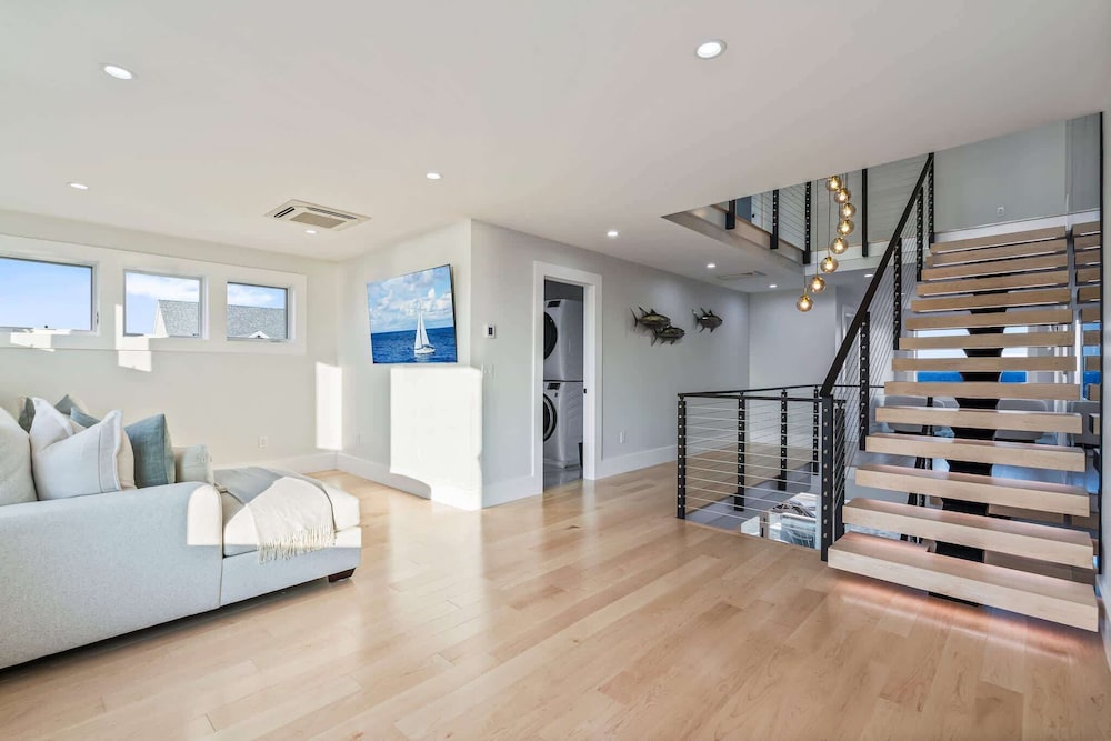 Brand New Home Ocean Views Wolf Appliances