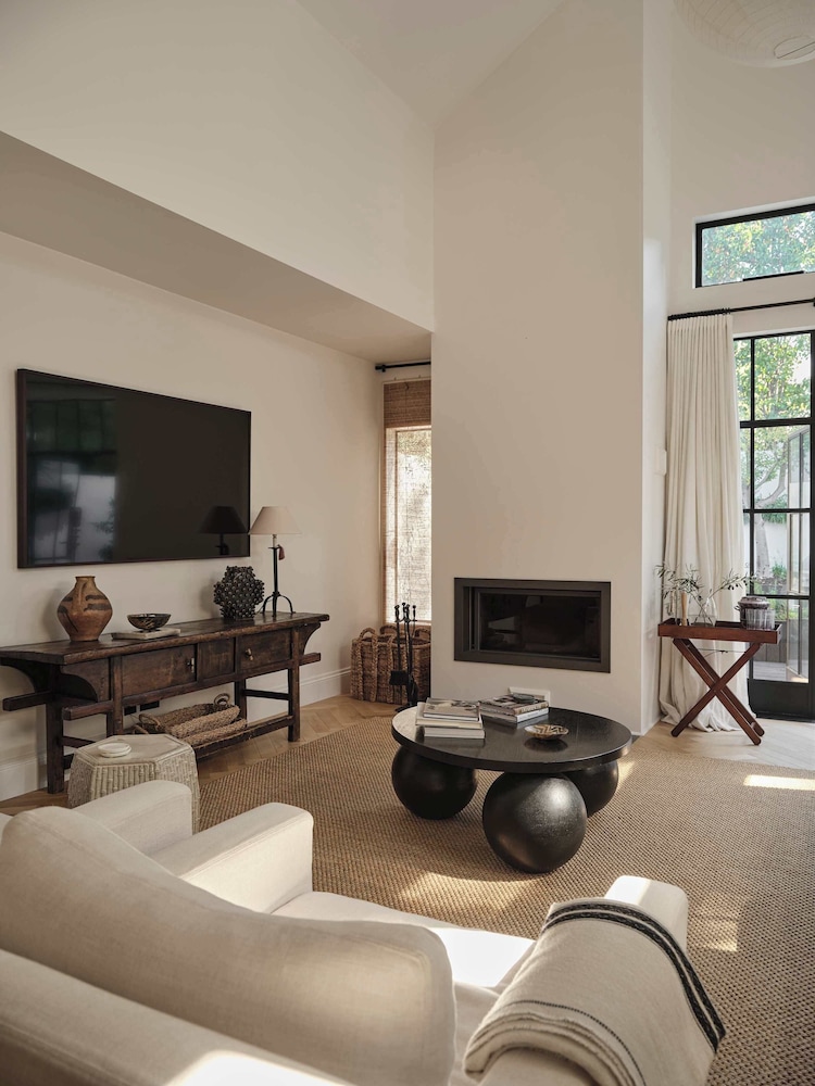 A Nomadic Abode - Luxury Boutique Retreat