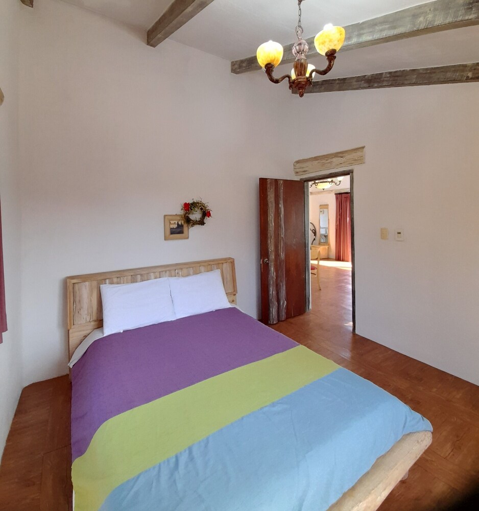 Lime Orange Vill Pension