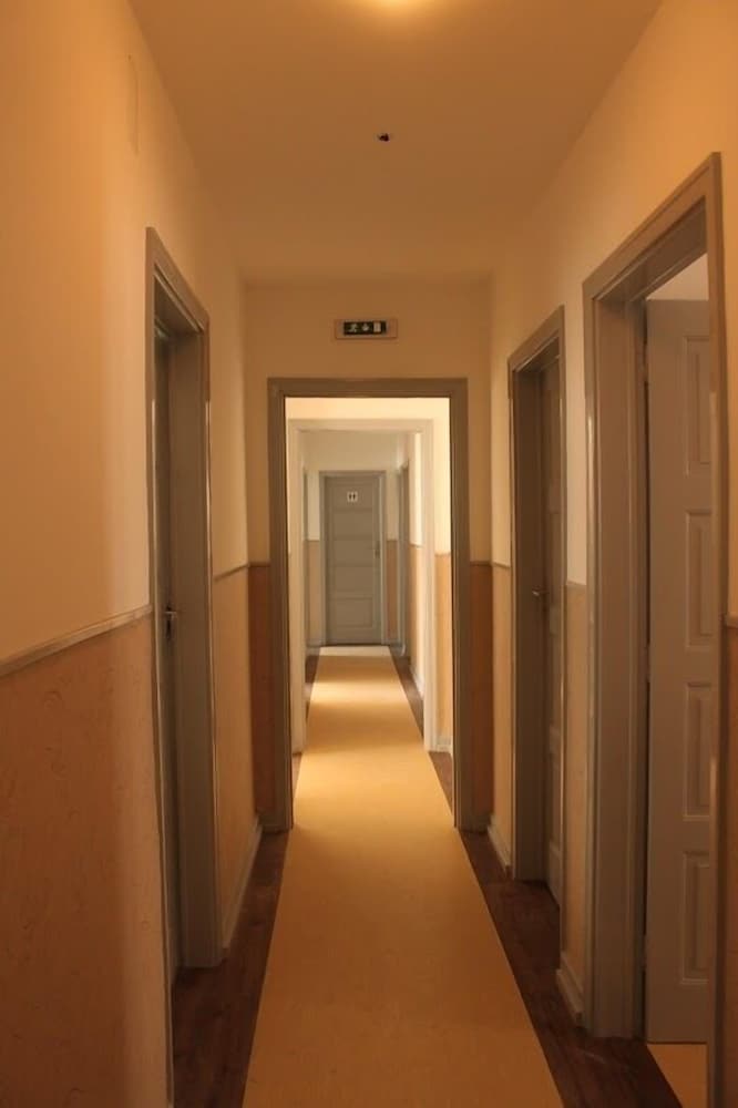 Be Coimbra Hostels — photo 31