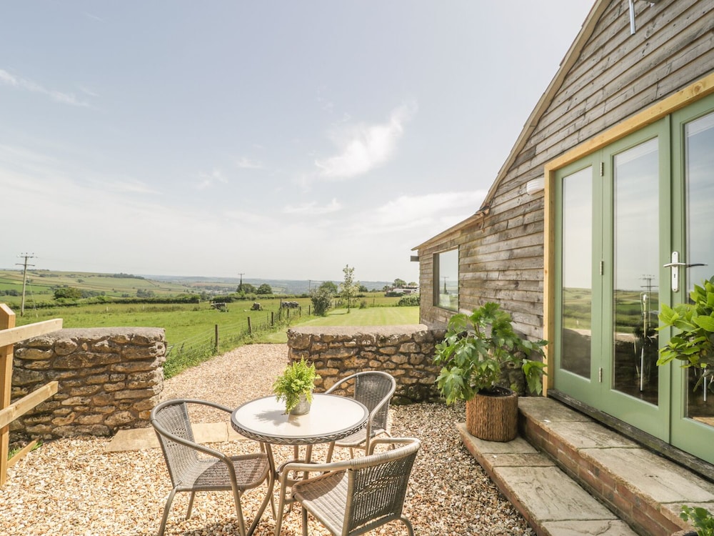 Boundary Barn view 5