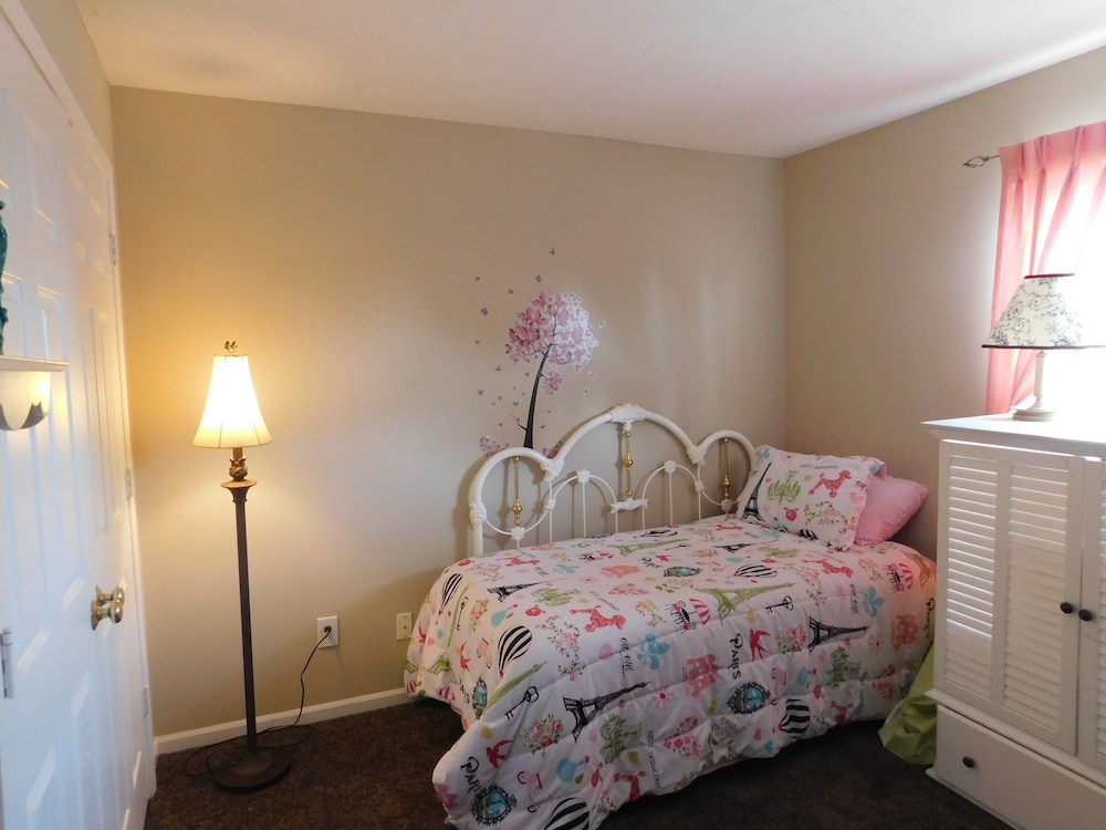 Evonne's Sharing House - Property Image 30